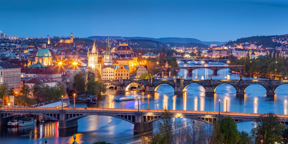 Prag 3 Vltava i mostovi u Pragu
